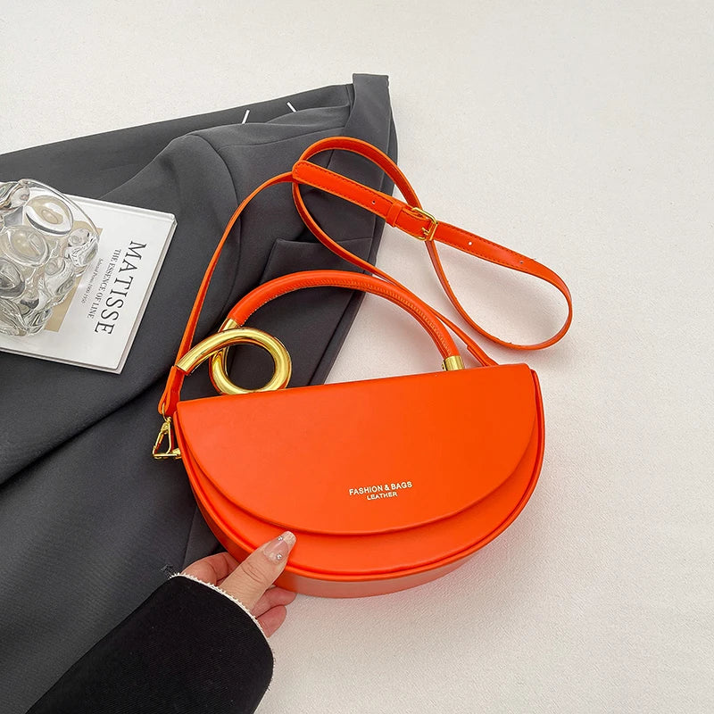 Bolsa Feminina Transversal Meia-Lua – Estilo Saddle em Couro PU, Design Elegante, 8 Cores Disponíveis