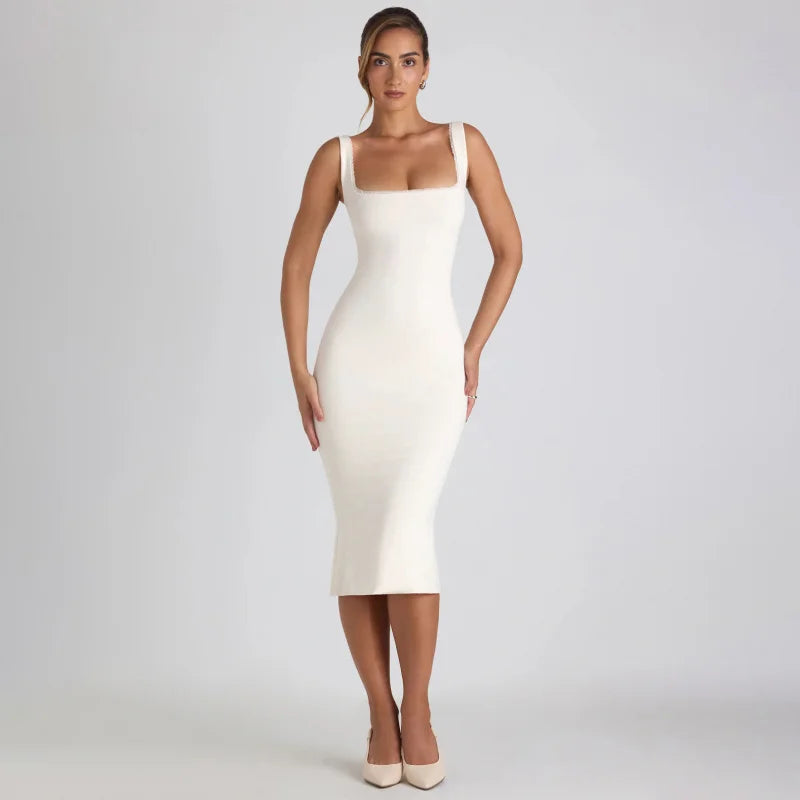Vestido bodycon moderno e sexy com decote quadrado