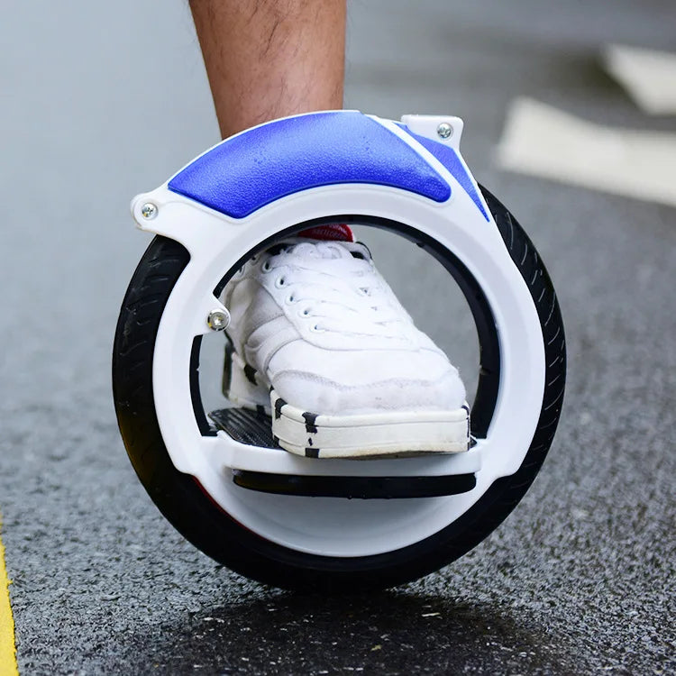 Scooter Elétrica de Mobilidade com Rodas Sólidas Silenciosas e Design Compacto